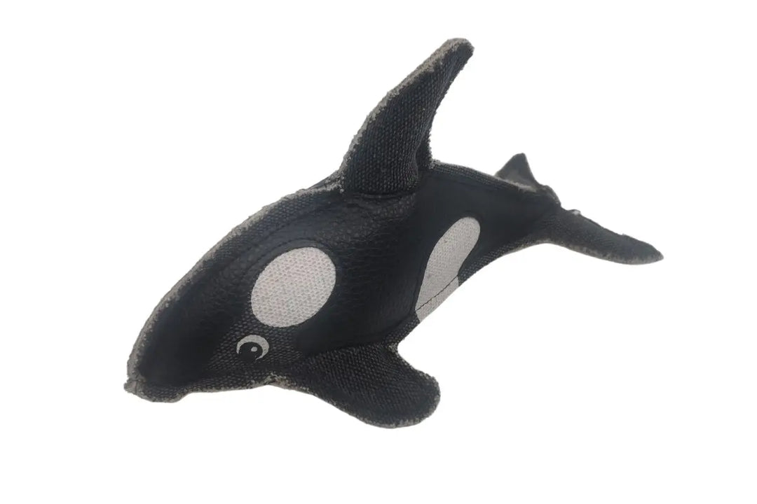 Nutrapet The Largest Whale Dog Toy